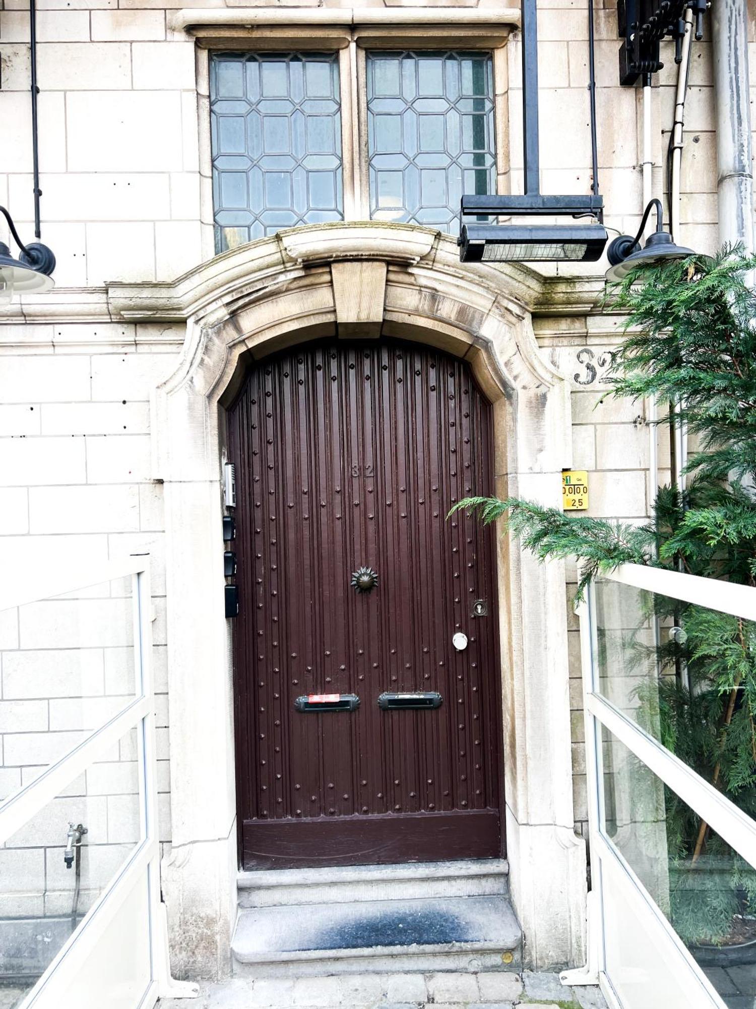 Le Faubourg Suites Antuérpia Exterior foto